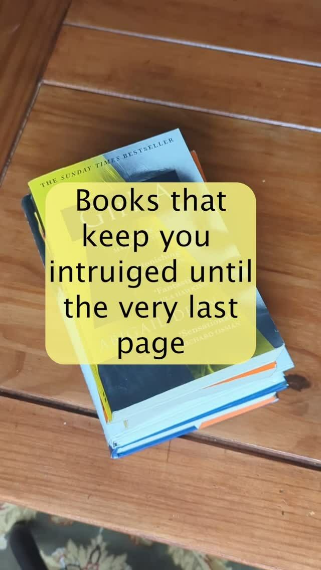 We love a book that keeps you guessing and questioning until the very last page, and these are just a few of our faves 👀 remember to let us know your (spoiler-free!) thoughts on Here One Moment so far in the comments 🦋

#booktok #bookrecommendation #readinggroup #readingrecommendation #happyplace #happyplacebookclub #bookstagram